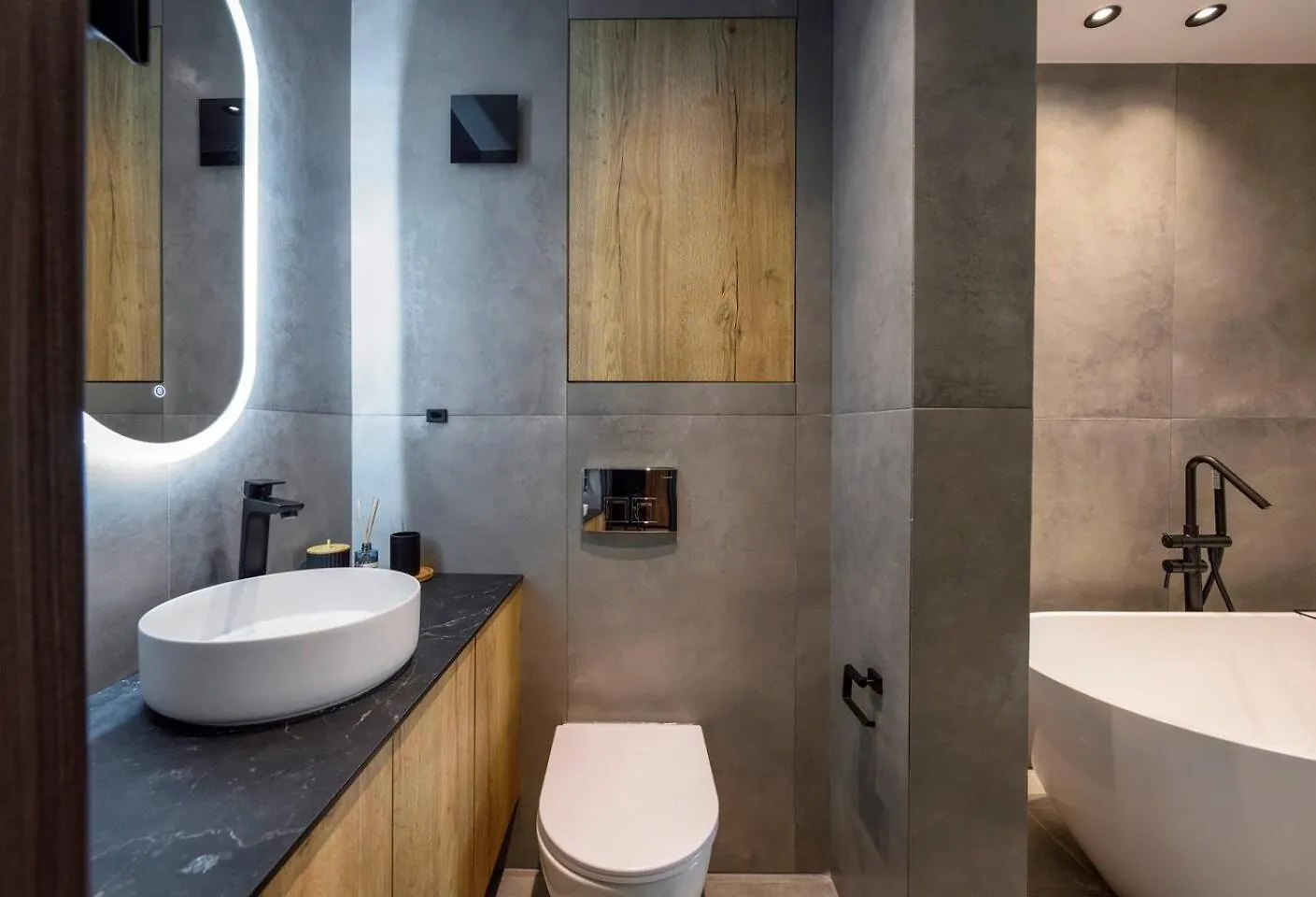 Aristotelian Virtues - Agapi Thessaloniki Apartment