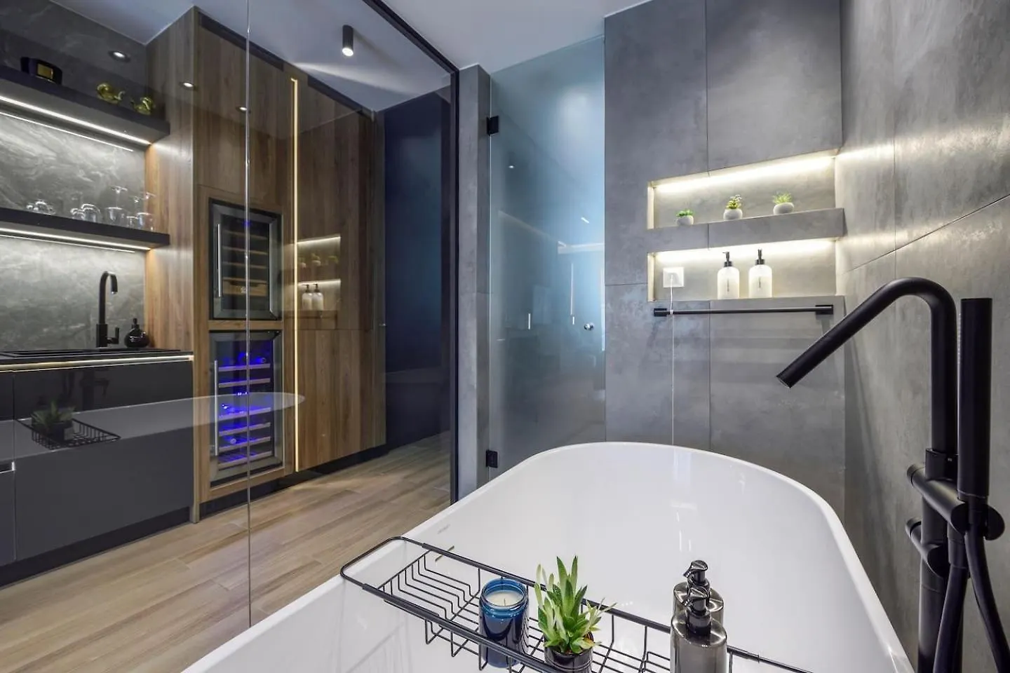 Aristotelian Virtues - Agapi Thessaloniki Apartment