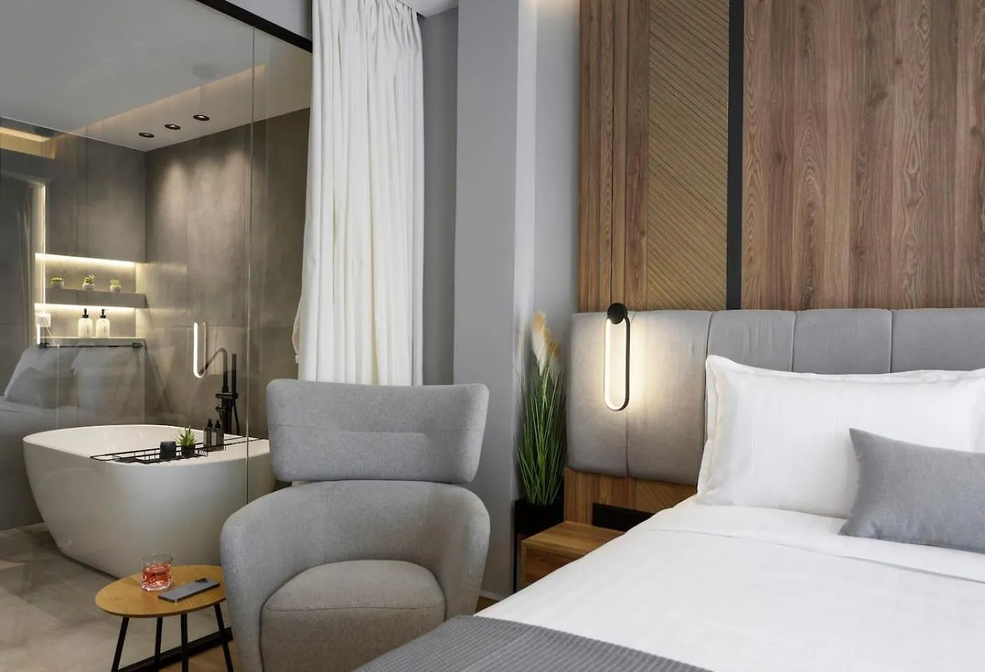 Aristotelian Virtues - Agapi Thessaloniki Apartment