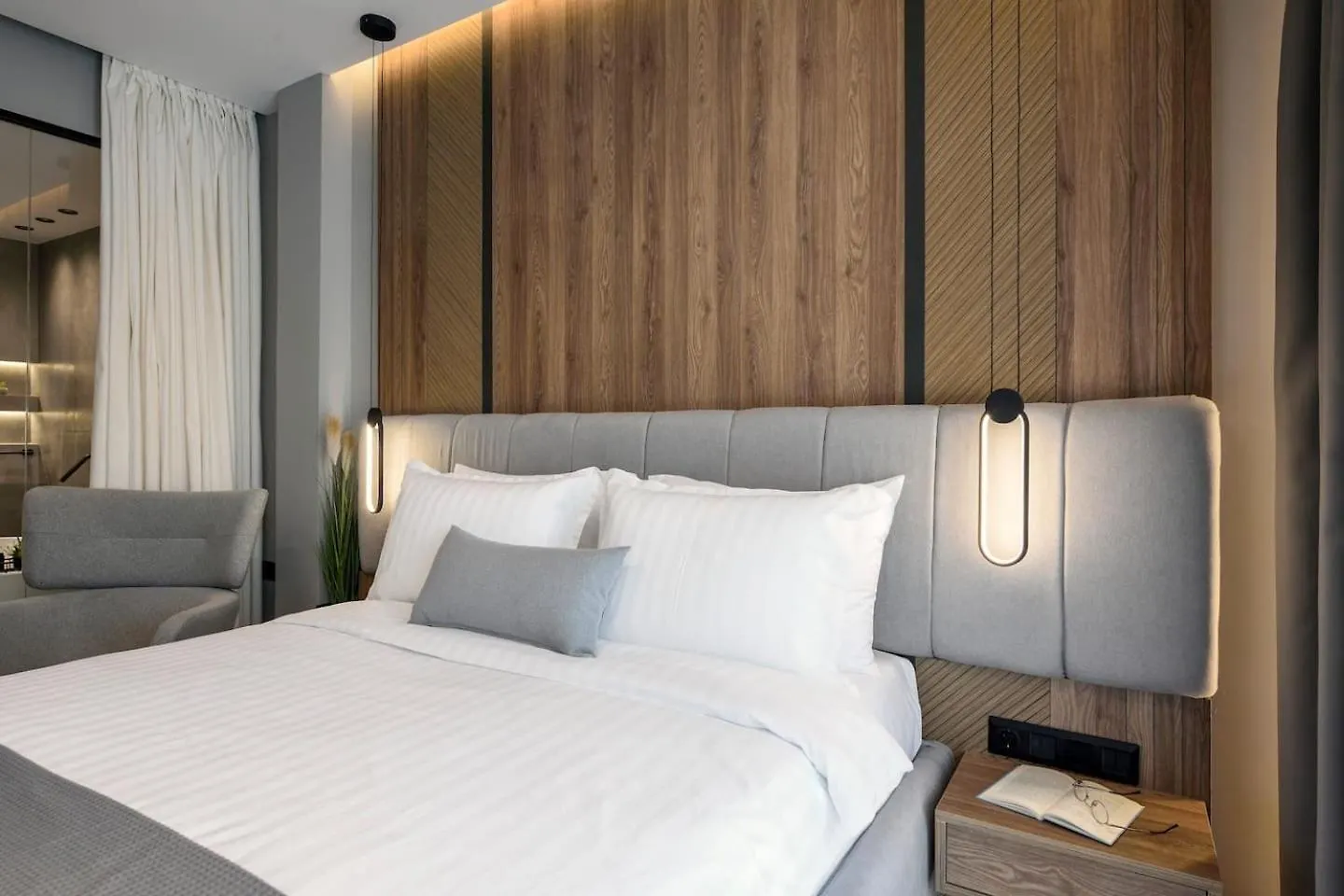 Apartment Aristotelian Virtues - Agapi Thessaloniki Greece