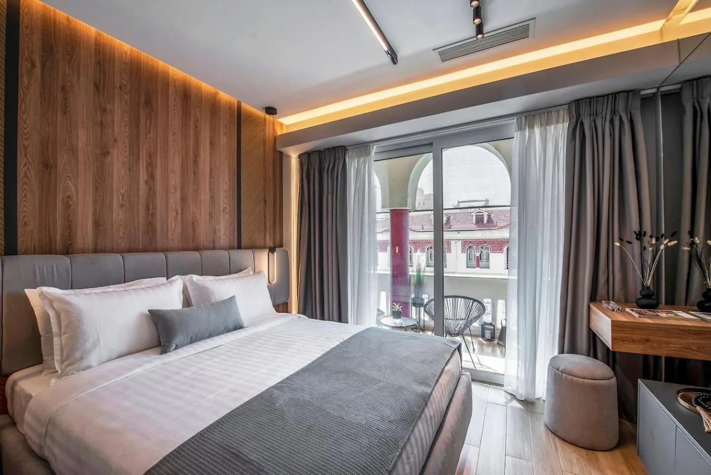Apartment Aristotelian Virtues - Agapi Thessaloniki